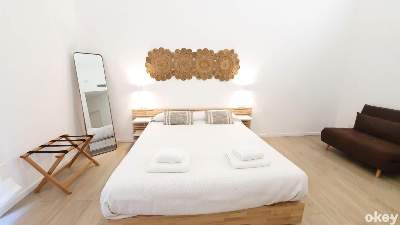 Dimora Beluga - Bari Centro Hotell Exteriör bild