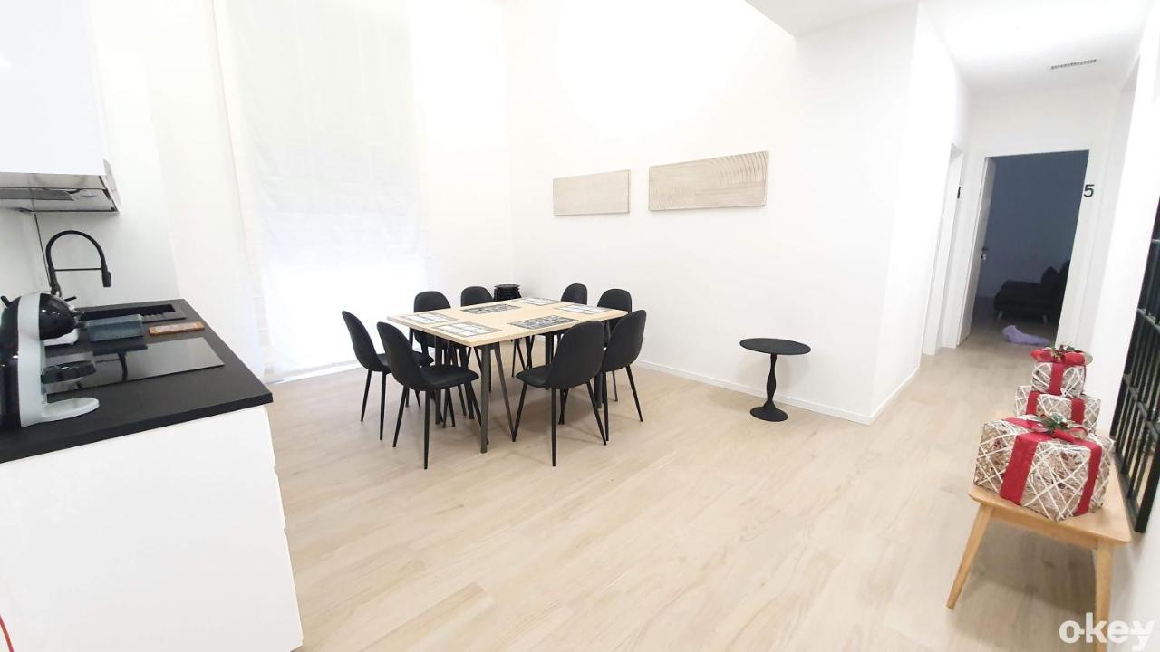 Dimora Beluga - Bari Centro Hotell Exteriör bild