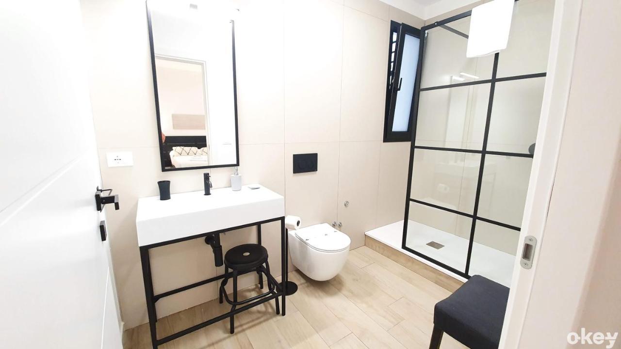 Dimora Beluga - Bari Centro Hotell Exteriör bild