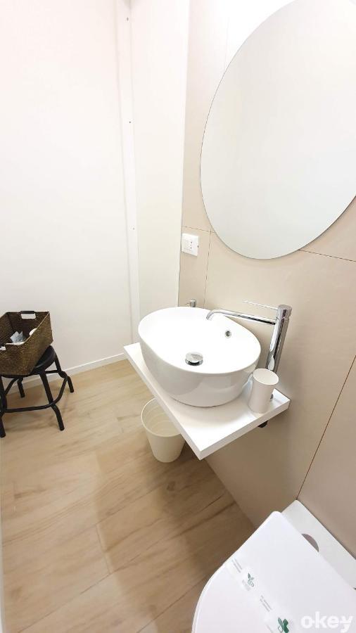 Dimora Beluga - Bari Centro Hotell Exteriör bild